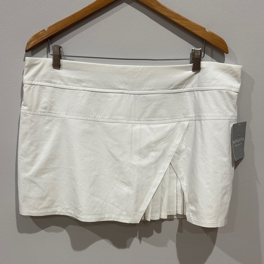 Athleta Women's White Skort